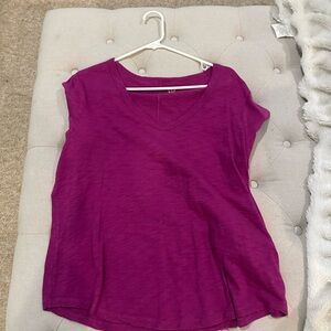 GAP T shirts Size Large
